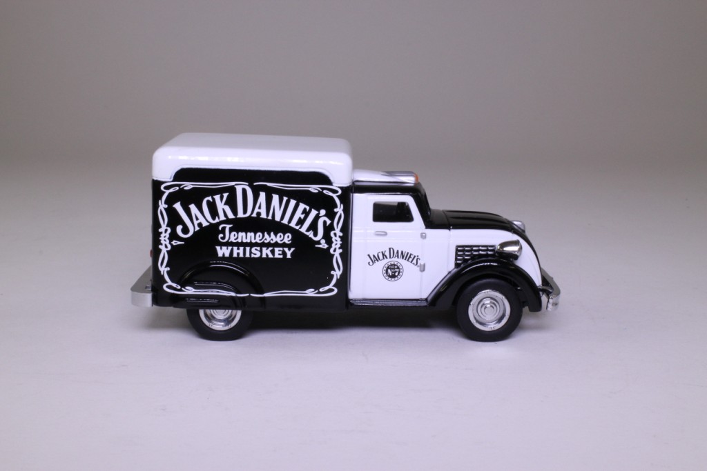 Matchbox Collectibles YYM37790; 1937 Dodge Airflow Truck; Jack Daniel's Tennessee Whiskey